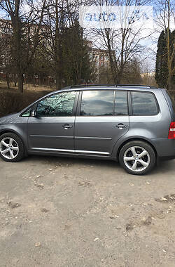 Минивэн Volkswagen Touran 2005 в Тернополе