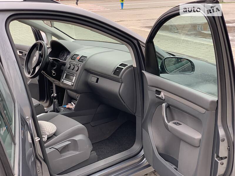 Универсал Volkswagen Touran 2006 в Ивано-Франковске