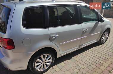 Микровэн Volkswagen Touran 2012 в 