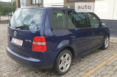 Минивэн Volkswagen Touran 2005 в Ратным