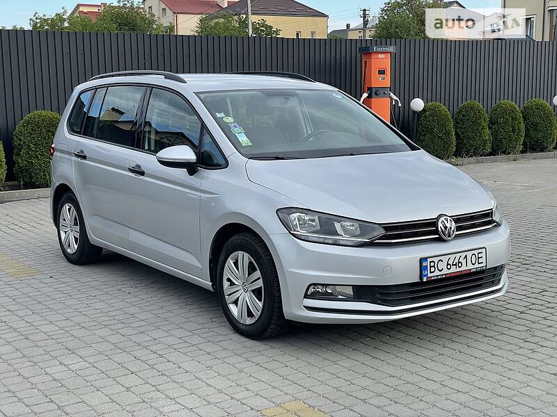 Минивэн Volkswagen Touran 2016 в Львове