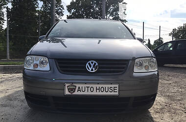 Универсал Volkswagen Touran 2004 в Сумах