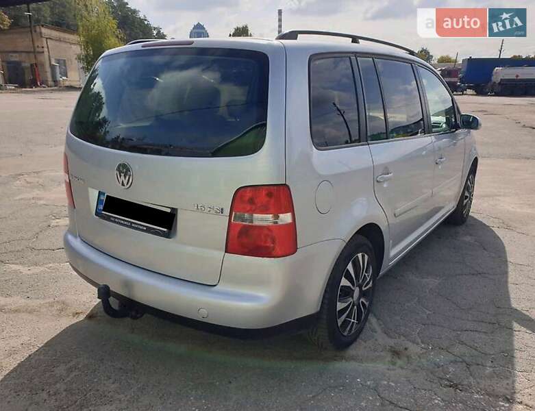 Мінівен Volkswagen Touran 2003 в Києві фото 2 Мінівен Volkswagen Touran 2003 в Києві