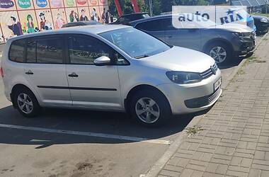 Универсал Volkswagen Touran 2010 в Ужгороде
