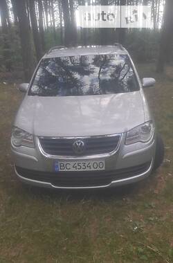 Мінівен Volkswagen Touran 2007 в Золочеві