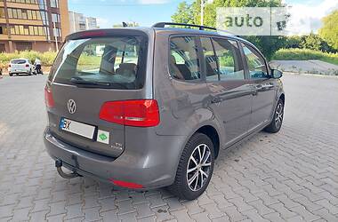 Минивэн Volkswagen Touran 2014 в Хмельницком