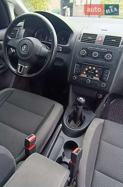 Микровэн Volkswagen Touran 2011 в 