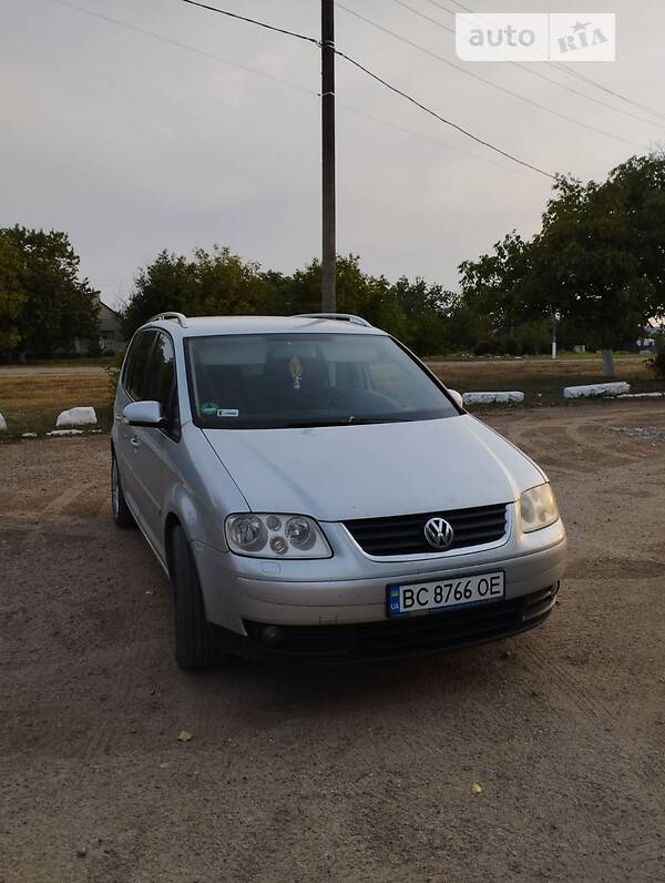 Volkswagen Touran