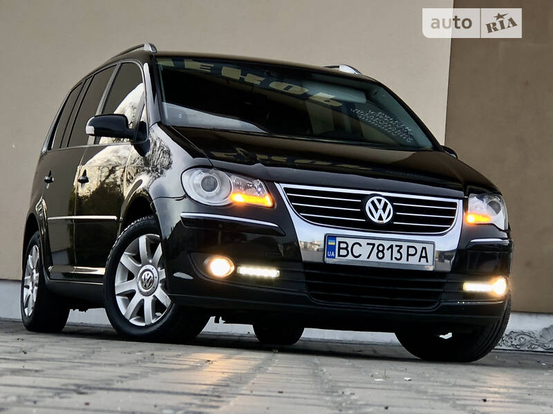 Volkswagen Touran 2.0 TDI HIGHLINE