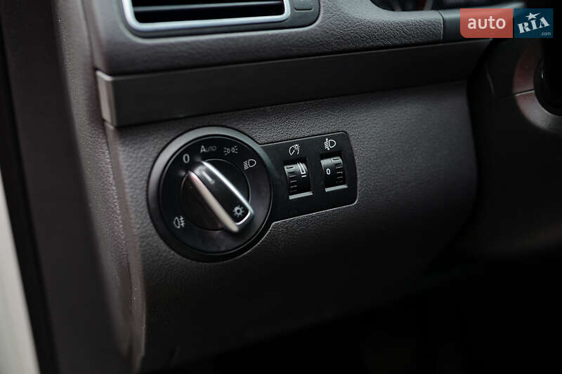 Мікровен Volkswagen Touran 2013 в Ковелі фото 37 Мікровен Volkswagen Touran 2013 в Ковелі