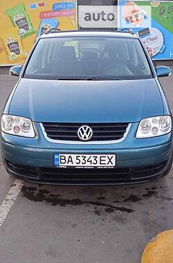 Минивэн Volkswagen Touran 2005 в Долинской