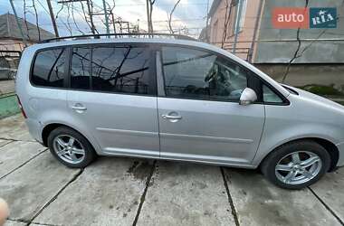 Мінівен Volkswagen Touran 2005 в 