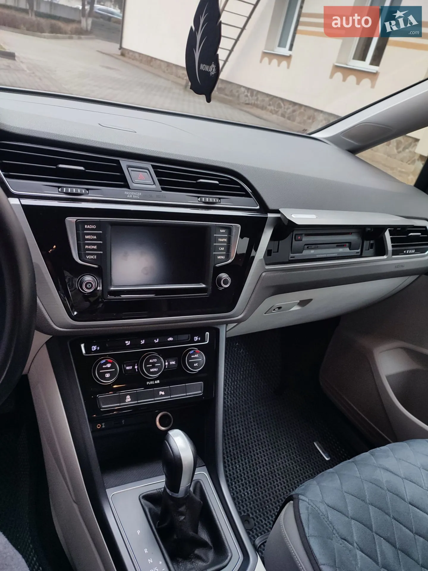 2015 Volkswagen Touran - мініатюра 15