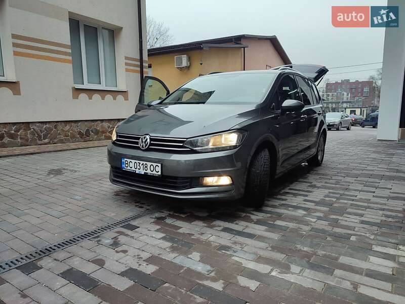 Мікровен Volkswagen Touran 2015 в Львові
