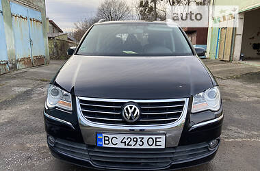 Універсал Volkswagen Touran 2007 в Львові