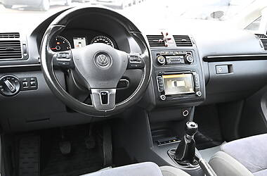 Микровэн Volkswagen Touran 2011 в Бердичеве