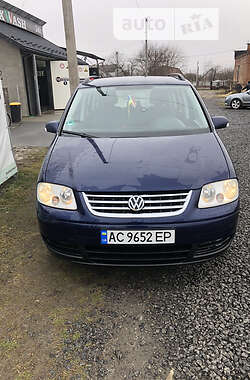 Минивэн Volkswagen Touran 2006 в Камне-Каширском