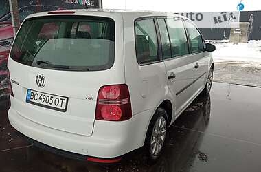 Мінівен Volkswagen Touran 2009 в Самборі