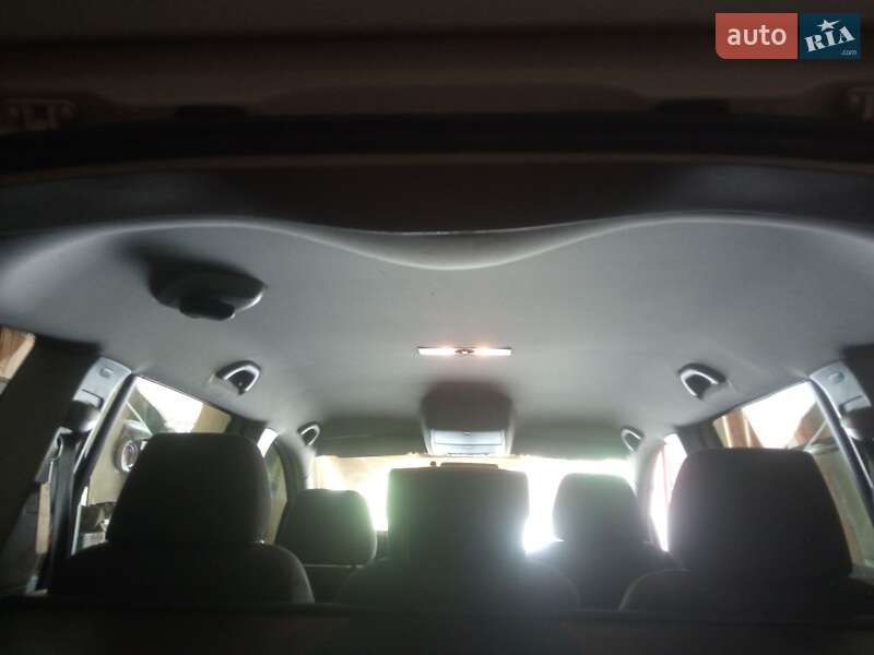Минивэн Volkswagen Touran 2009 в Самборе