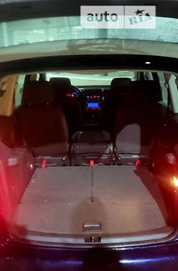 Минивэн Volkswagen Touran 2003 в 