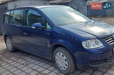 Минивэн Volkswagen Touran 2003 в 