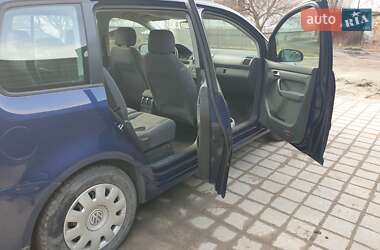 Минивэн Volkswagen Touran 2003 в 