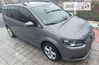 Микровэн Volkswagen Touran 2010 в Подольске