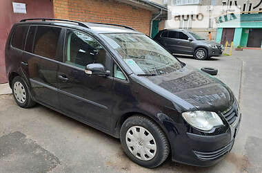 Минивэн Volkswagen Touran 2009 в Виннице