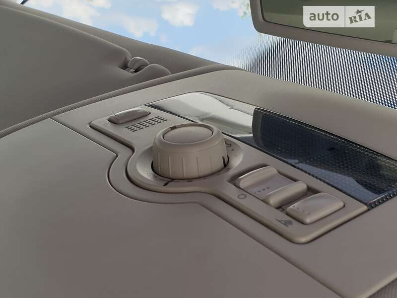 Мінівен Volkswagen Touran 2010 в Трускавці