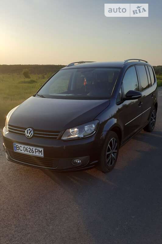 Volkswagen Touran 2014