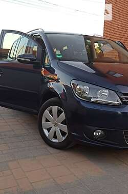 Мікровен Volkswagen Touran 2012 в Березному