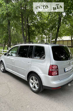 Минивэн Volkswagen Touran 2008 в 