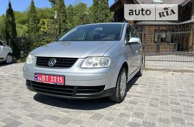 Минивэн Volkswagen Touran 2005 в 
