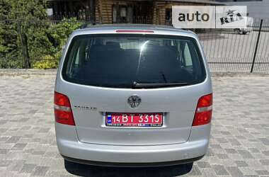 Минивэн Volkswagen Touran 2005 в 