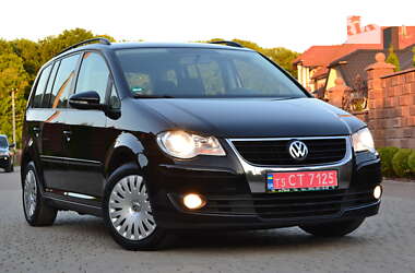 Минивэн Volkswagen Touran 2010 в Ровно