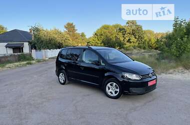 Микровэн Volkswagen Touran 2012 в Коростене