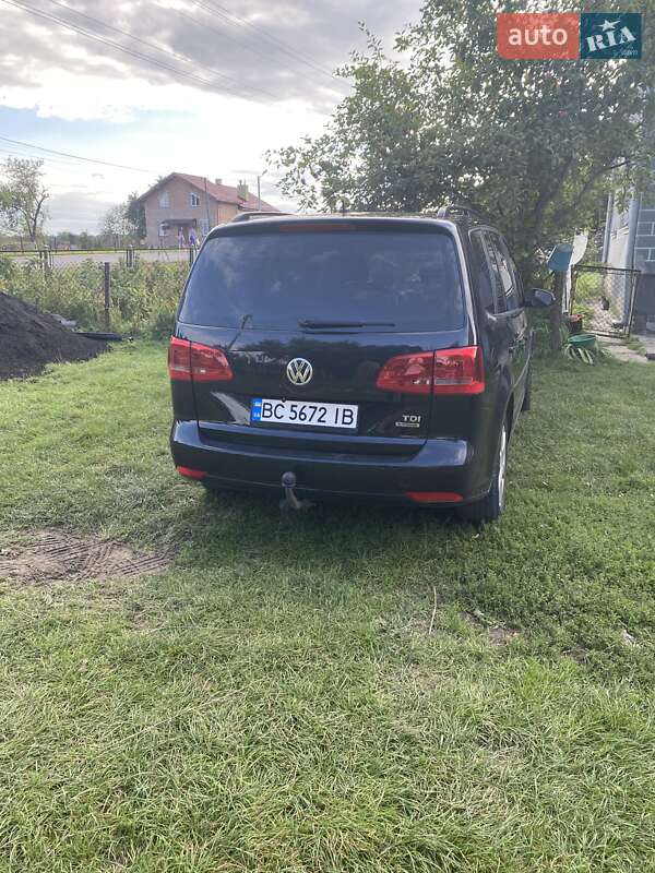 Микровэн Volkswagen Touran 2012 в Львове