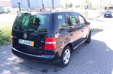Минивэн Volkswagen Touran 2006 в 