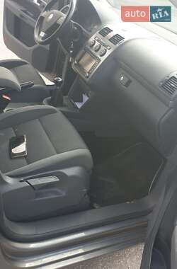Микровэн Volkswagen Touran 2010 в 