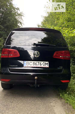 Мікровен Volkswagen Touran 2012 в Самборі