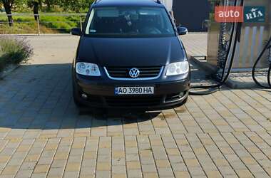 Минивэн Volkswagen Touran 2003 в Виноградове