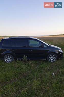 Минивэн Volkswagen Touran 2009 в 