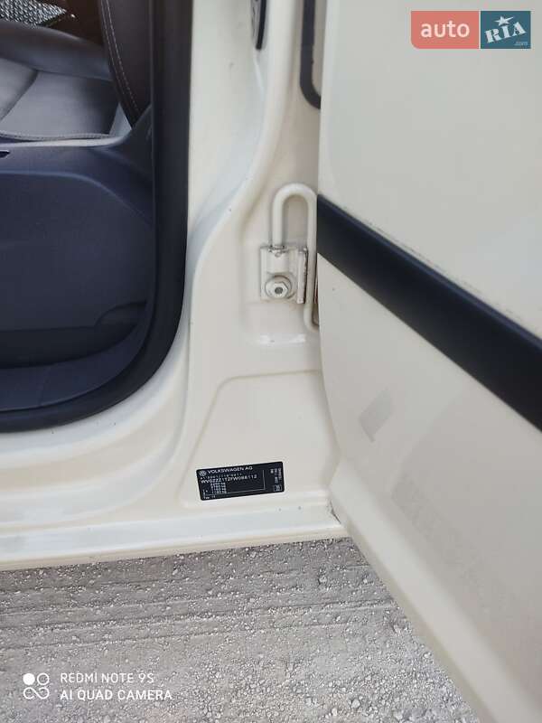Мікровен Volkswagen Touran 2015 в Збаражі