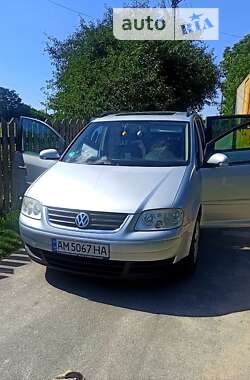 Мінівен Volkswagen Touran 2004 в Житомирі