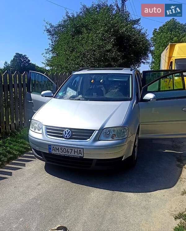 Volkswagen Touran 2004