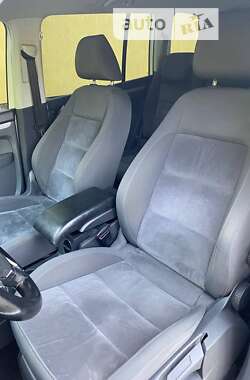 Мікровен Volkswagen Touran 2013 в 