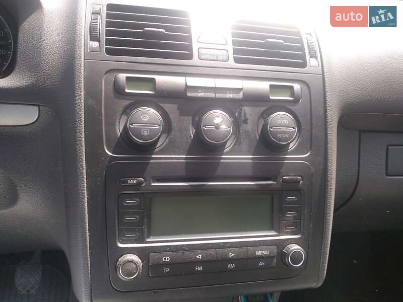 Минивэн Volkswagen Touran 2004 в Калуше