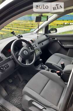 Минивэн Volkswagen Touran 2004 в 
