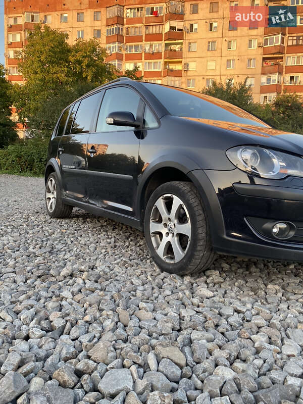 Минивэн Volkswagen Touran 2007 в Мукачево