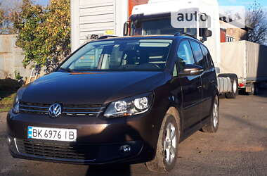 Микровэн Volkswagen Touran 2011 в Дубно